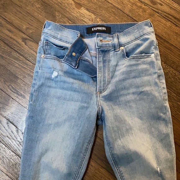 Women’s Express High Rise Jeans - Picture 3 of 6